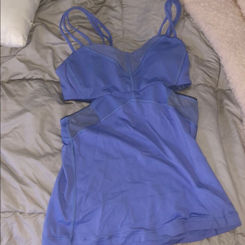 Workout top lulu